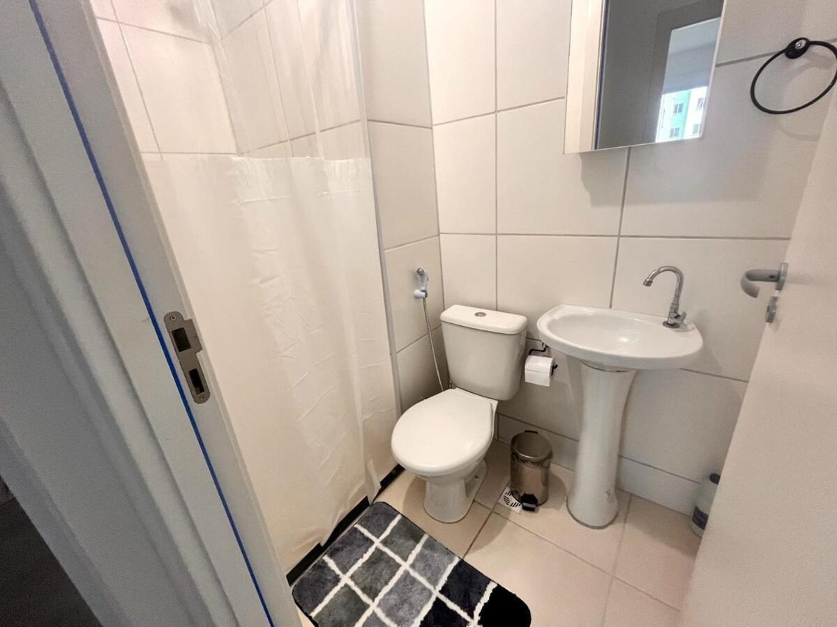 Appartement De 2 Quartos, Com Piscina E Ha 10 Km De Copacabana